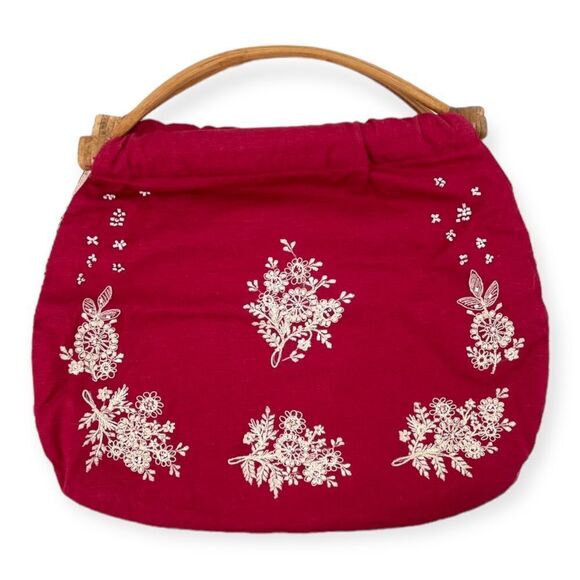 ~Vintage Floral Embroidered Beaded Purse with Wooden Handle - Picture 1 of 9